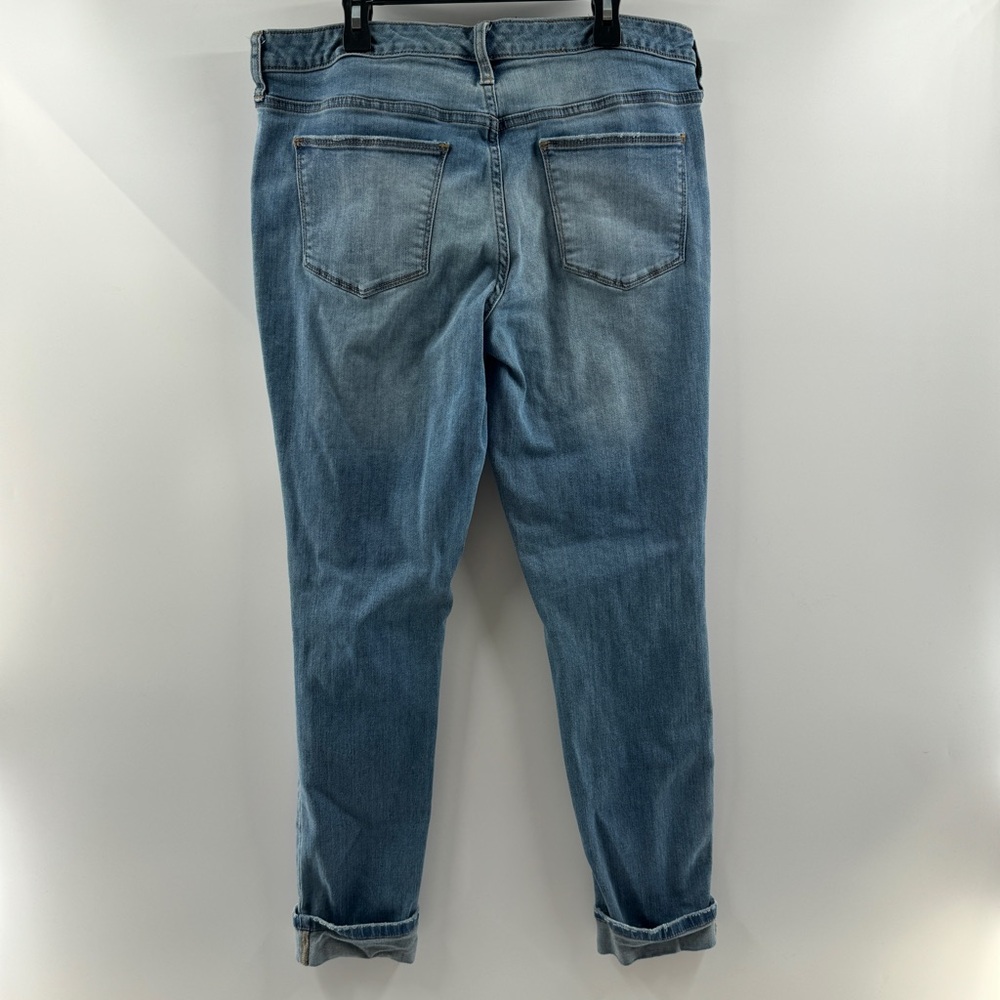 Universal Thread Medium Wash Distressed Mid-Rise … - image 5